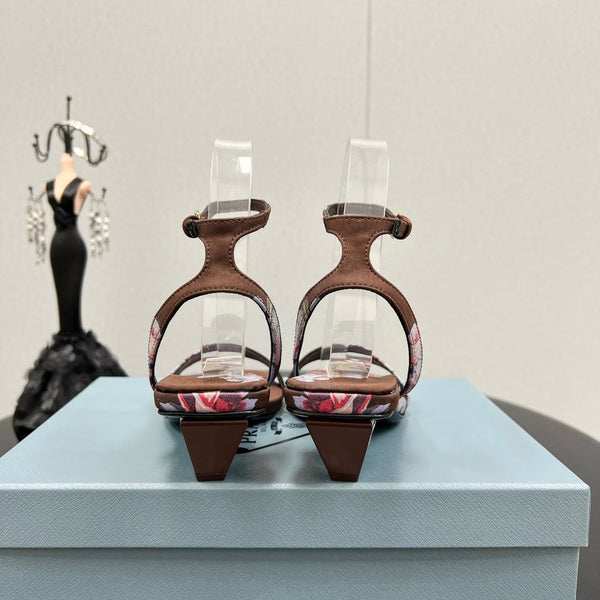 PRA TRIANGLE HEEL FLOWER MOTIF SATIN SANDALS CINNAMON