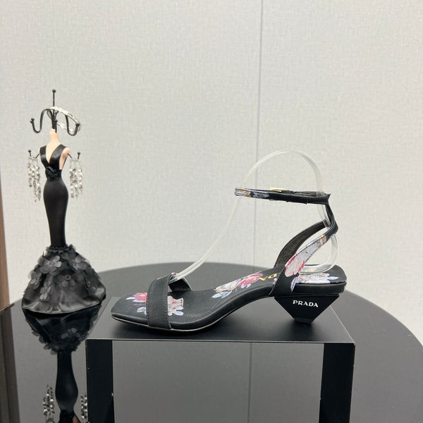 PRA TRIANGLE HEEL FLOWER MOTIF SATIN SANDALS BLACK