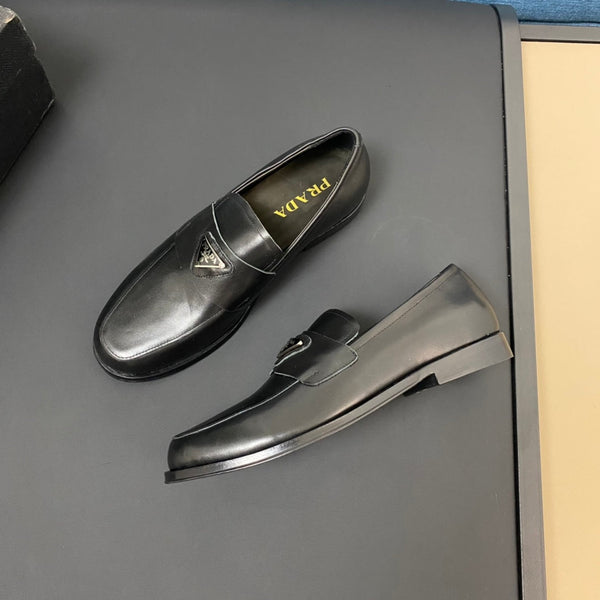 MOCASSINO PRA IN PELLE LISCIA NERA