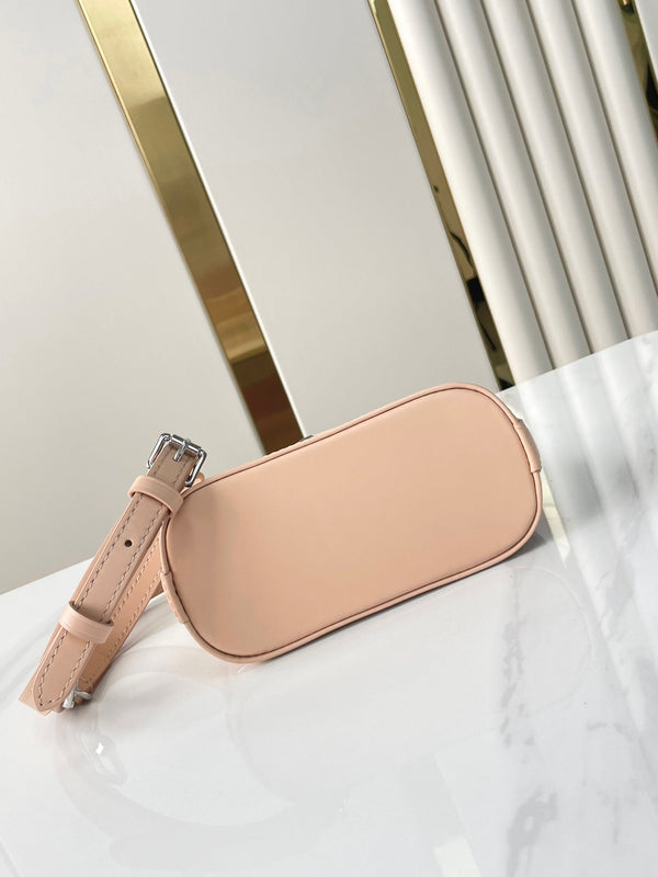 NANO ALMA 18 IN PELLE DI AGNELLO TRAPUNTATA BEIGE TOSCANO, FERRAMENTA ORO E ARGENTO