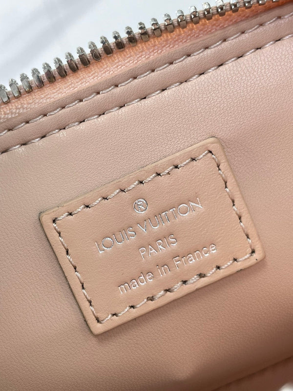 NANO ALMA 18 IN PELLE DI AGNELLO TRAPUNTATA BEIGE TOSCANO, FERRAMENTA ORO E ARGENTO