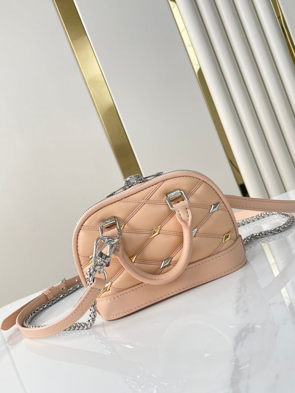 NANO ALMA 18 IN PELLE DI AGNELLO TRAPUNTATA BEIGE TOSCANO, FERRAMENTA ORO E ARGENTO