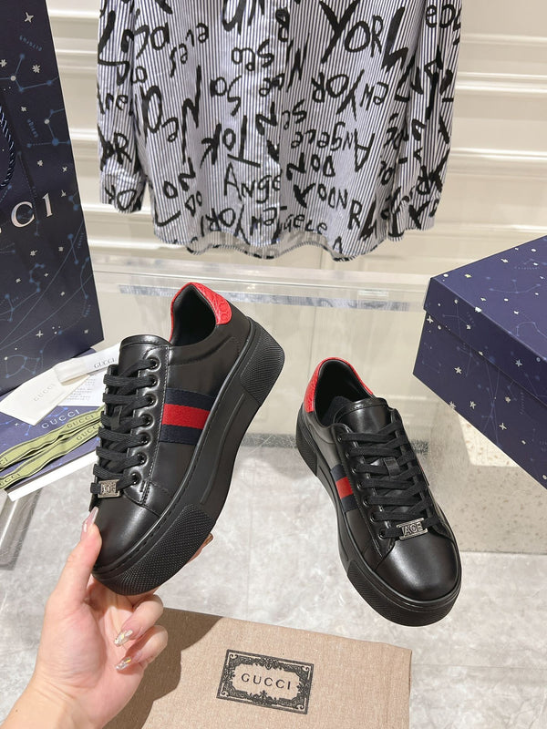 GG ACE 30 SUPREME TRAINER BLACK CALFSKIN