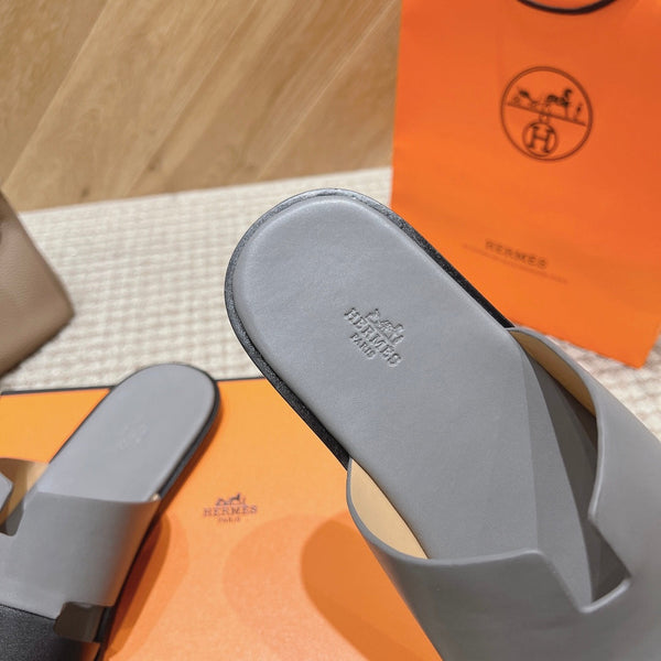 HM Izmir Sandals Gray Black Calfskin 294940