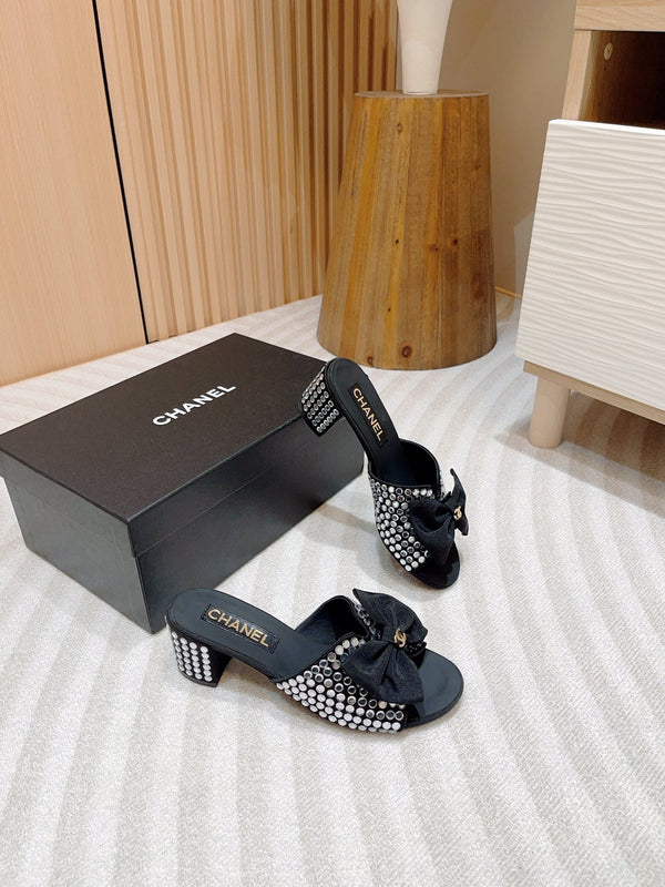 CC HIGH HEEL BLACK SATIN WITH WHITE RHINESTONES