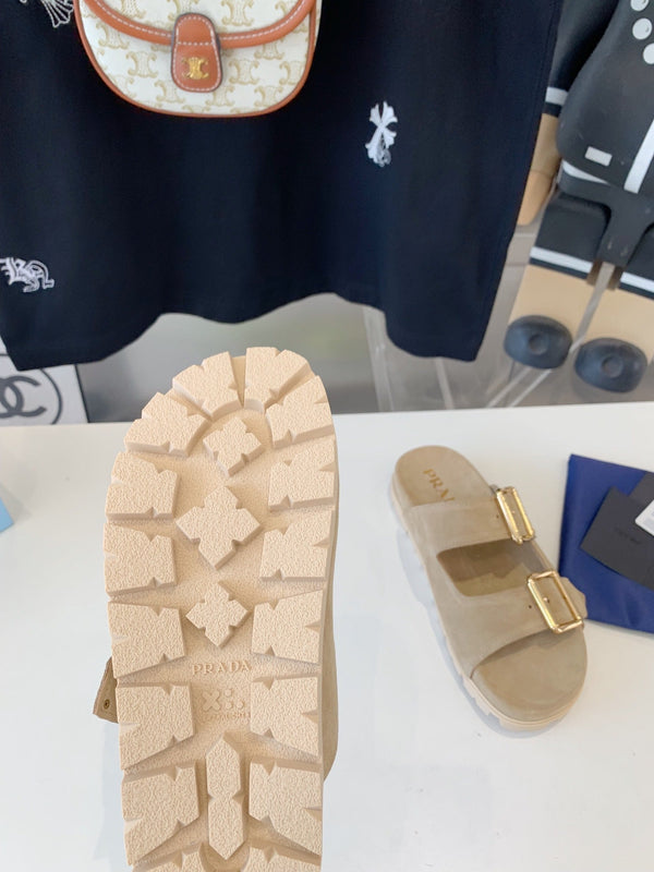 SANDALI CON CINTURINO PRA IN CAMOSCIO BEIGE