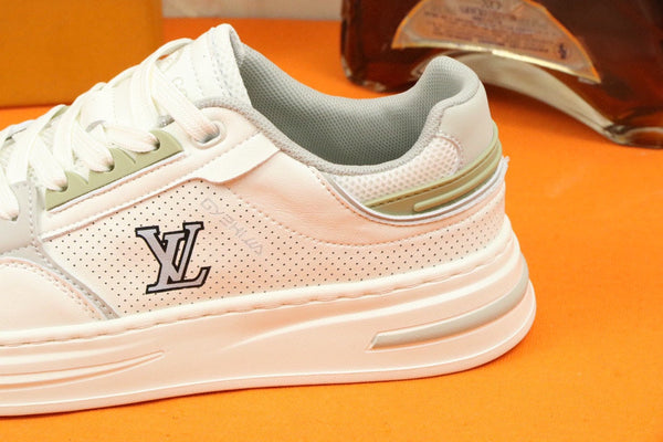 LV TRAINER SNEAKER IN WHITE MESH CALFSKIN