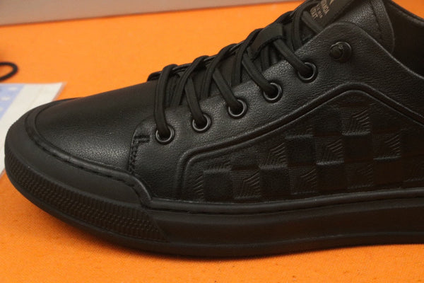 PRA SNEAKER IN BLACK EMBOSSED CALFSKIN