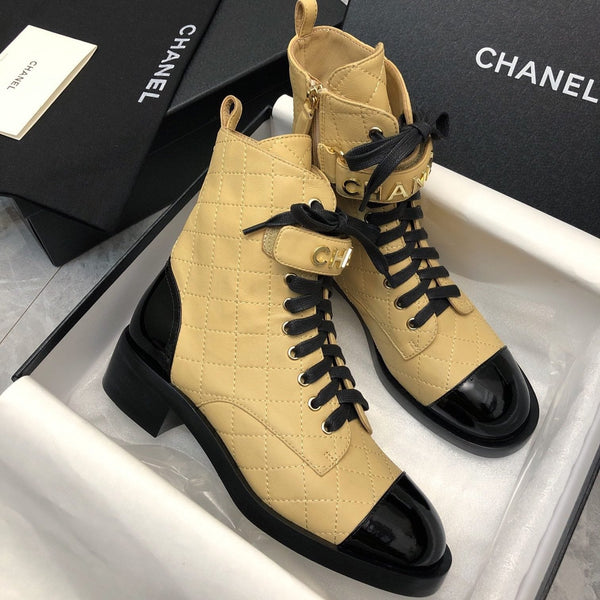 CC Short Boots 45mm In Light Yellow Mix Black Quilted Lambskin And Glossy Cowhide 950039