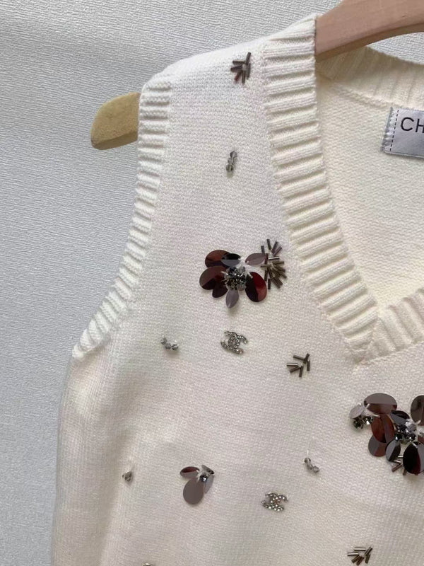 CC Sequined ribbed V-neck knitted vest