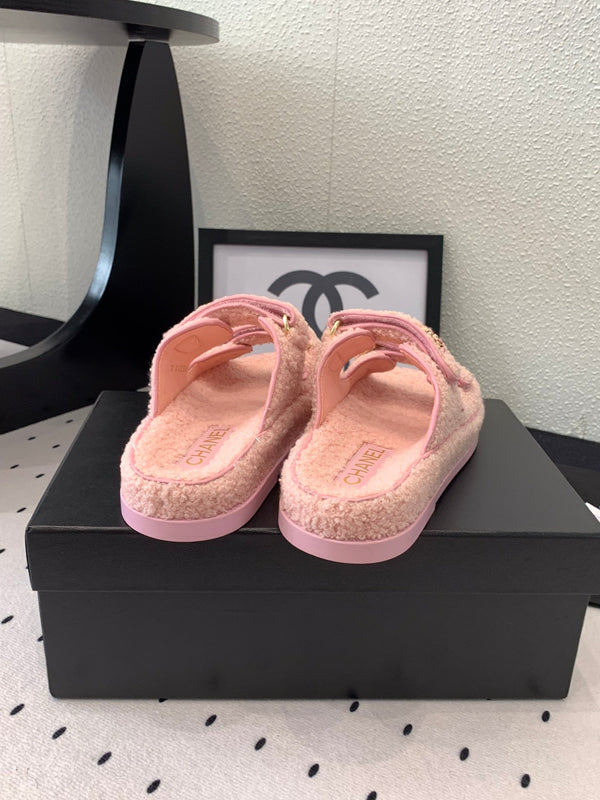 CC DAD SANDAL MULE IN ROSE PINK LAMB FUR