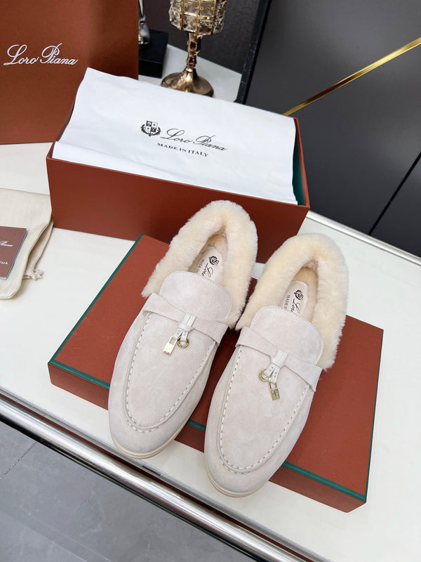 Mocassino LP Summer Charm Walk in pelle scamosciata color crema e pelliccia di agnello
