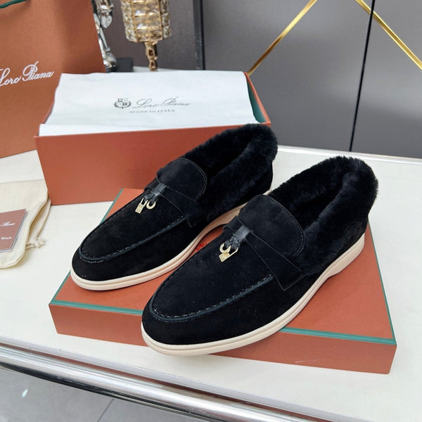 Mocassino LP Summer Charm Walk in pelle scamosciata nera con pelliccia di agnello