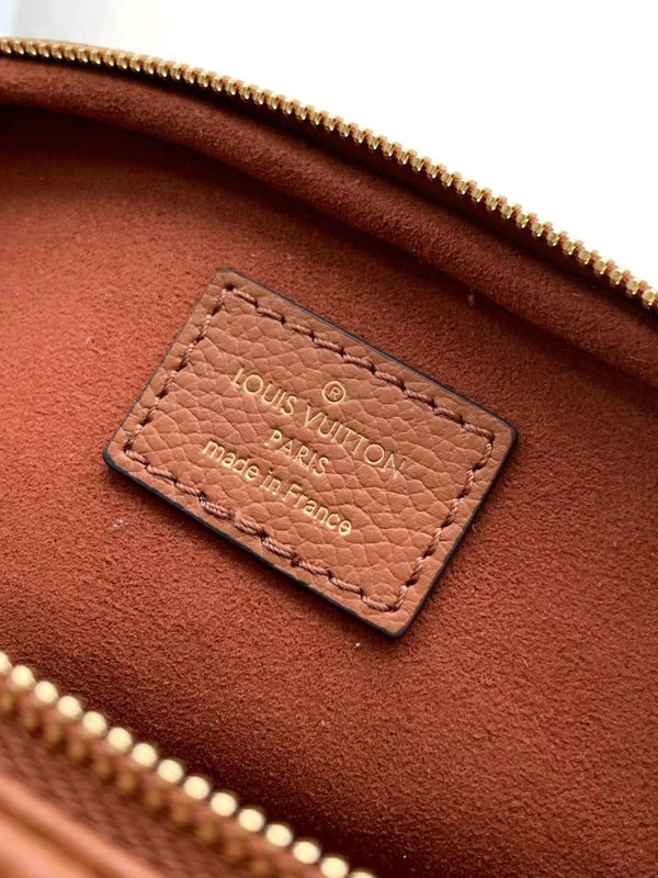 MINI MARSUPIO 17 IN PELLE CON STAMPA MONOGRAMMA COGNAC E FERRAMENTA ORO