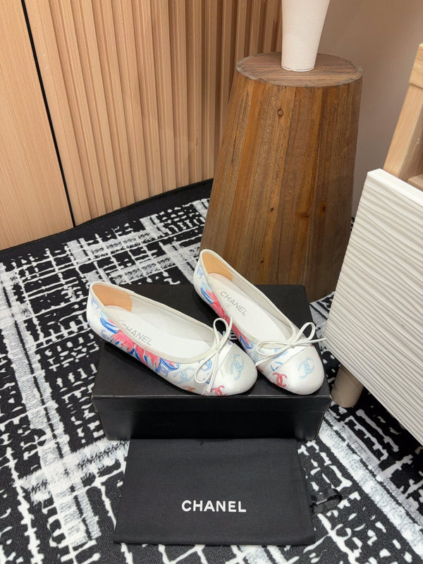 CC Ballet Flats White Silk Flowers And Lambskin