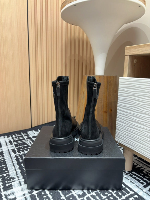 CC Short Boots 45mm Plain Black Calfskin And Suede