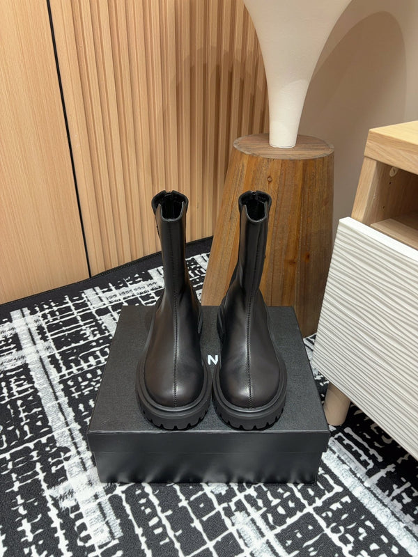 CC Short Boots 45mm Plain Black Calfskin And Suede