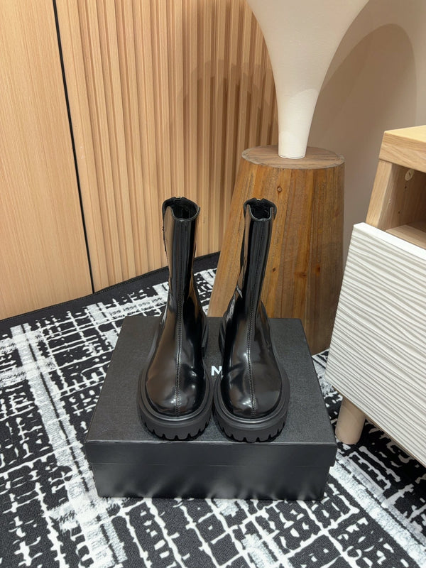 CC Short Boots 45mm Glossy Black Calfskin And Suede