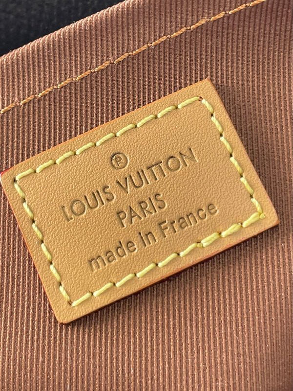 MINI BAULE MORBIDO 18 IN TELA MONOGRAMMA MARRONE CON FERRAMENTA ORO