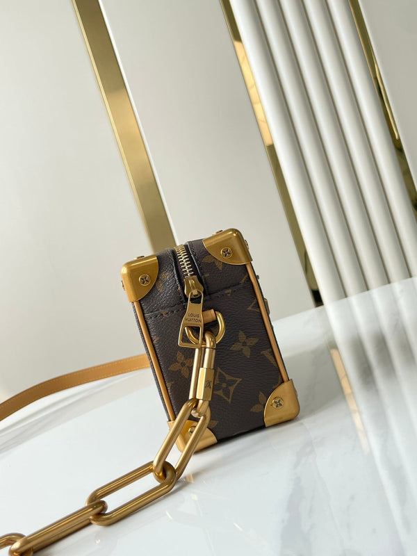 MINI BAULE MORBIDO 18 IN TELA MONOGRAMMA MARRONE CON FERRAMENTA ORO