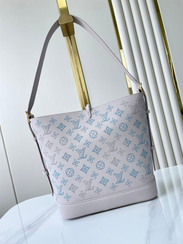 FLORE 28 IN PELLE DI VITELLO PERFORATA BIANCA