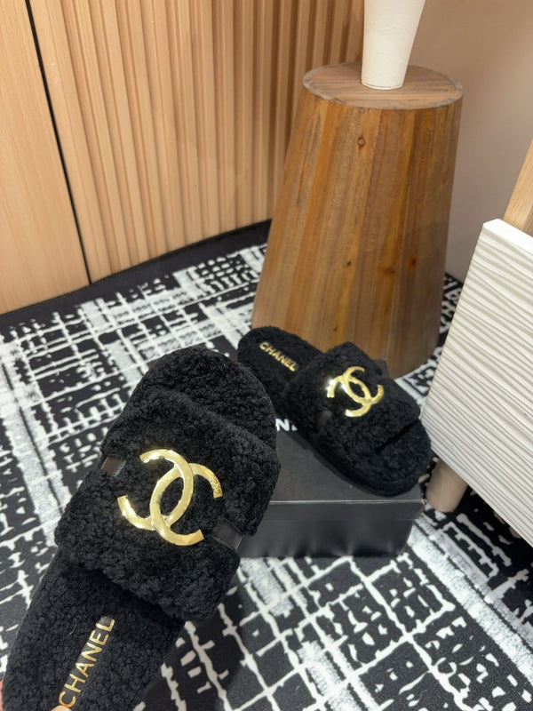 CC Slippers Black Wool Fleece