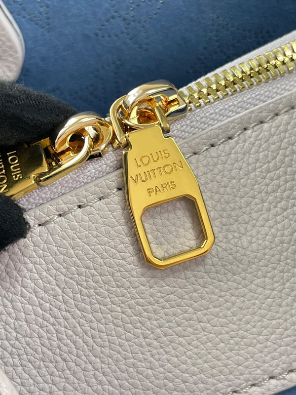 BELLA TOTE 32 IN PELLE DI VITELLO TRAFORATA BLUME CON FERRAMENTA ORO