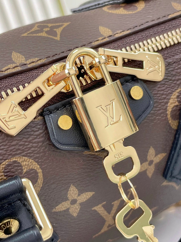 SPEEDY TRUNK 20 IN TELA MONOGRAM MARRONE E RIFINITURE IN PELLE DI VITELLO NERA, FIBBIA ORO