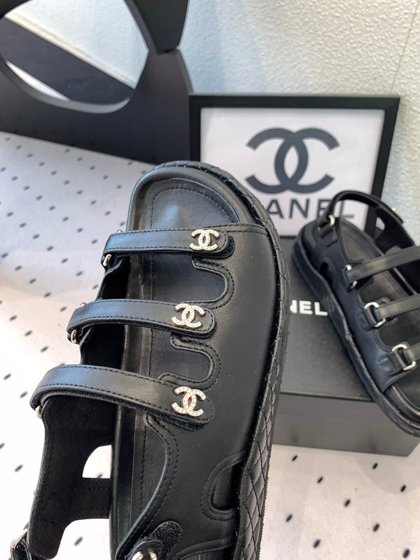 CC Sandals In Black Lambskin 147004