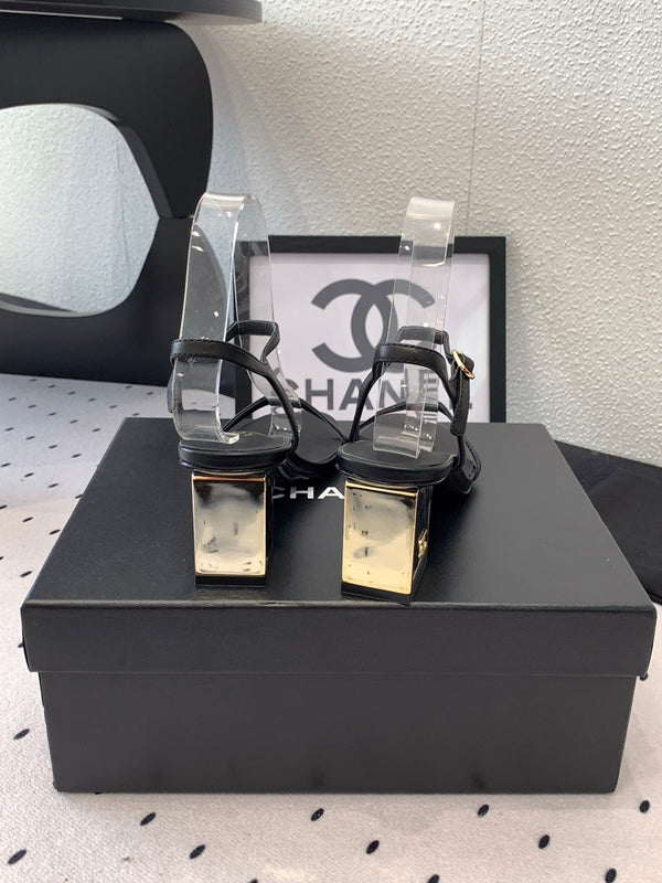 CC Sandal In Black Lambskin 147095