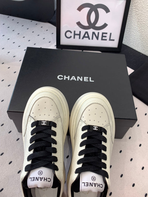 CC Sneaker In White Mix Black Cowhide 147102