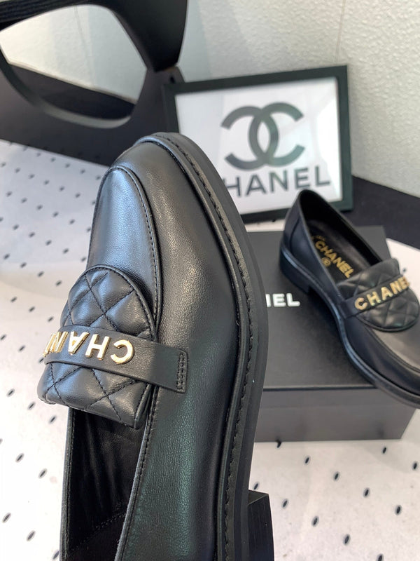 CC Moccasins In Black Cowhide 147019