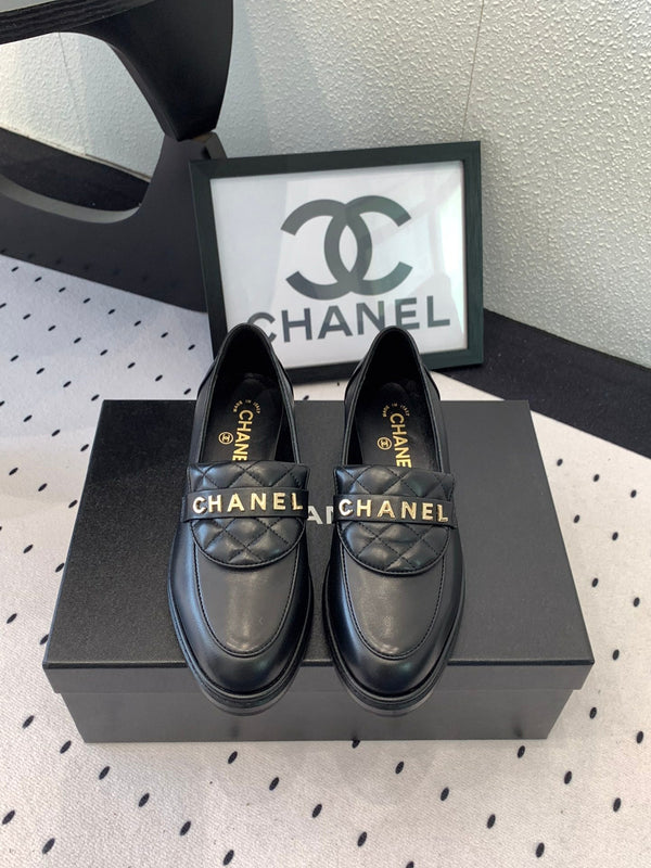 CC Moccasins In Black Cowhide 147019