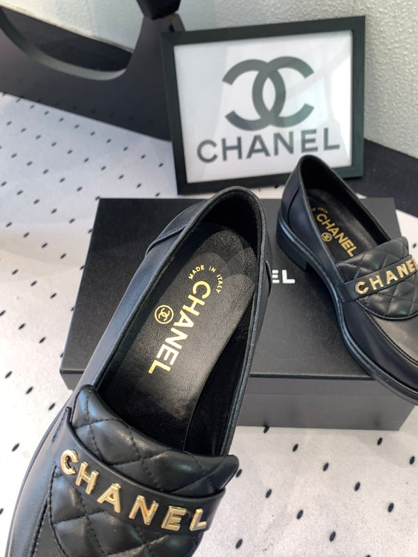 CC Moccasins In Black Cowhide 147019