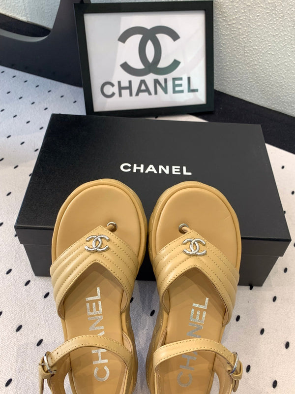 CC Thong Sandals In Dark Beige Lambskin 147040