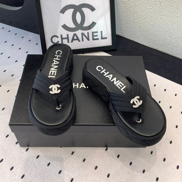 CC Thong Slippers In Black Denim Fabric 147053