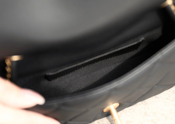 CC 19 Bag 25C 18cm Black Lambskin Gold Hardware