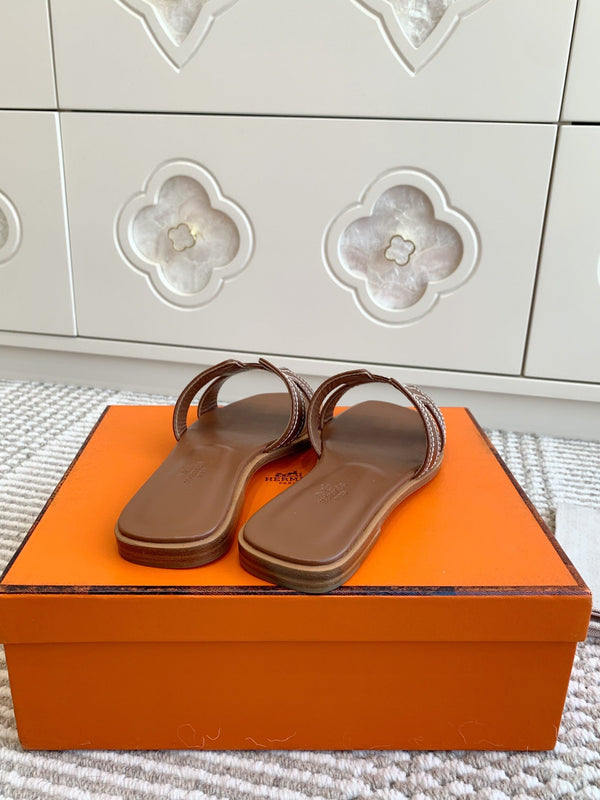 HM Oran Sandal Brown Sheepskin 291396