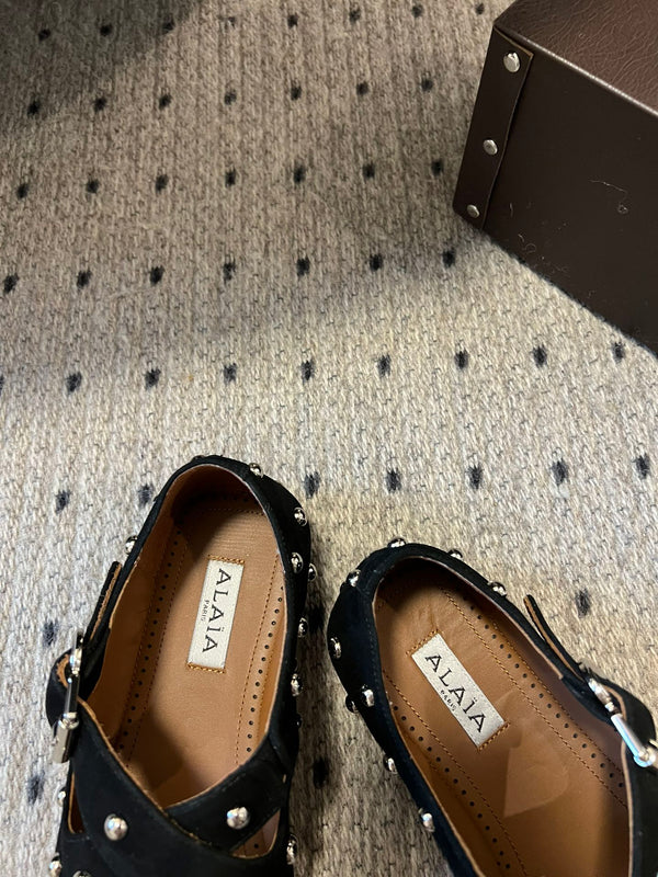 Alaia 25 Criss Cross With Stud Ballet Flats Black Suede Sheepskin 303693