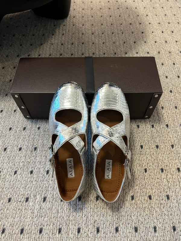 Alaia 25 Criss Cross With Stud Ballet Flats Silver Sheepskin 303696