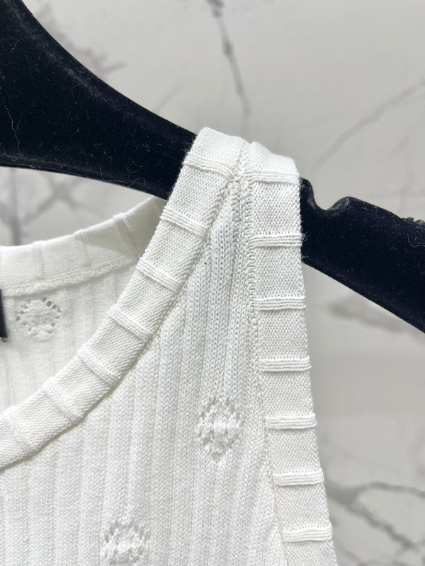 CC White Knitted Fabric Vest
