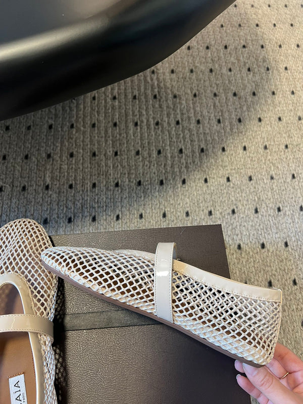 Alaia 25 Women's Ballet Flat Nude Sheepskin 303704