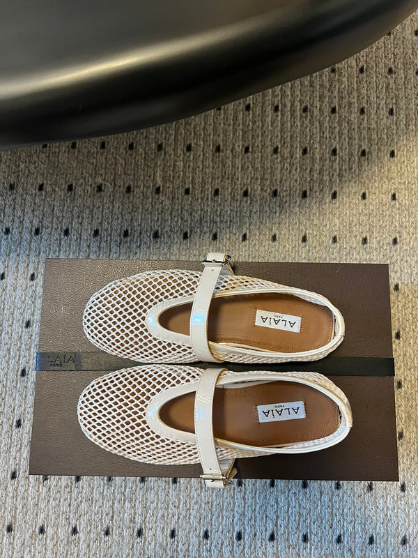 Alaia 25 Women's Ballet Flat Nude Sheepskin 303704