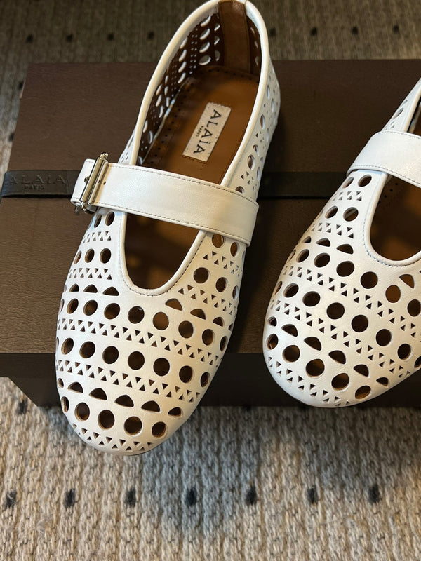 Alaia 25 Vienne Ballet Flats White Lambskin 303715