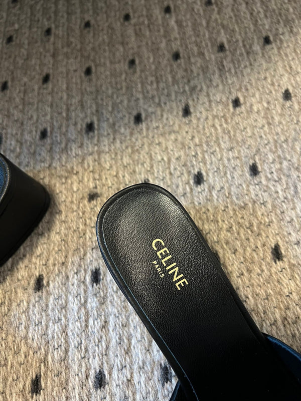 CLEMENCE MULE IN BLACK LAMBSKIN AND PATENT CALFSKIN