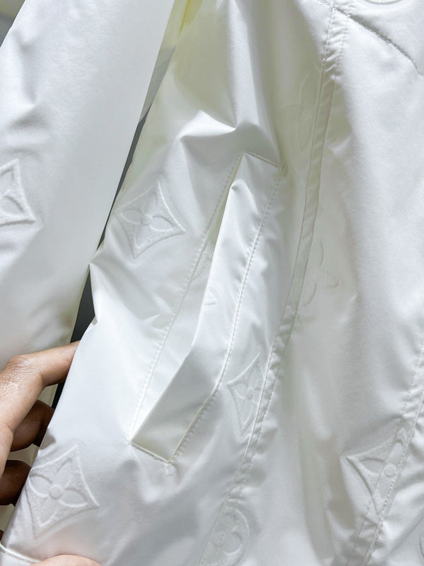 LV LAPEL JACKET WHITE EMBOSSED MONOGRAM 238807