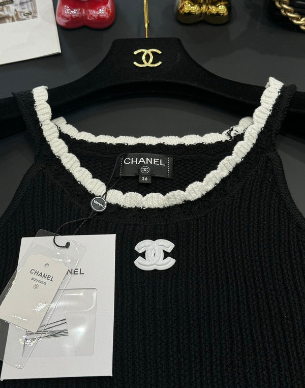 Chanel 25 Tank Top Laine Wool 232727