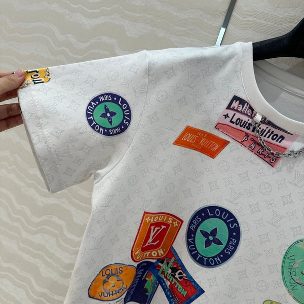 LV Pattern Logo Positioning Poster Badge Printed T-shirt White Cotton