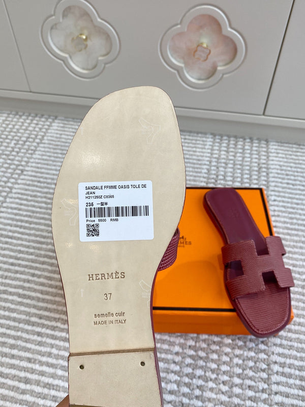 HM Oran Sandal Red Burgundy Sheepskin 291399