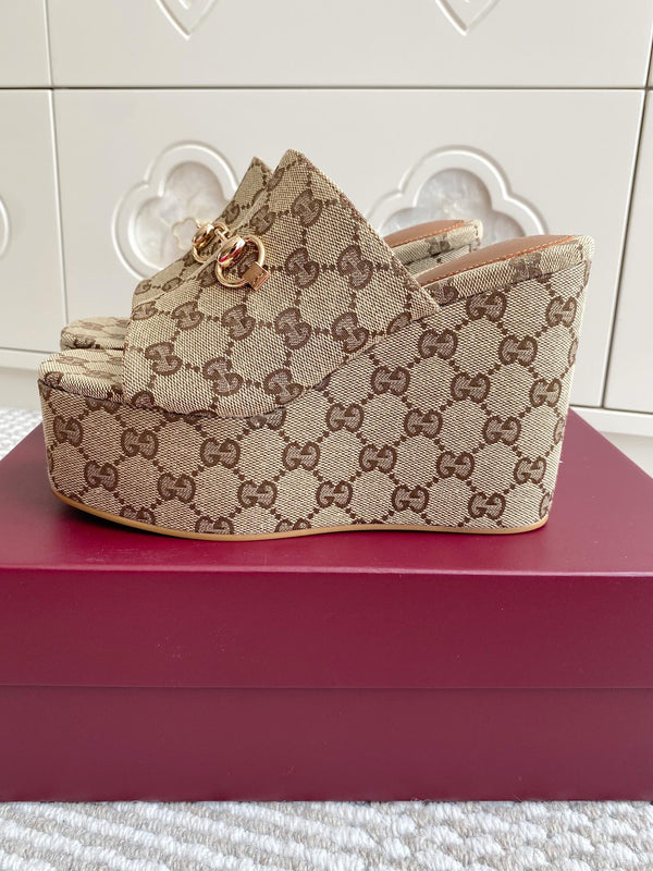 GC 25 Wedge With Horsebit Sandal Beige and Dark Brown Canvas 291029